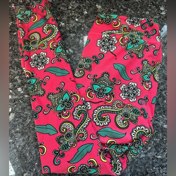 LuLaRoe Tall & Curvy Plus Size 1X Vibrant Pink Polka Dot Paisley Floral Leggings - Picture 1 of 10